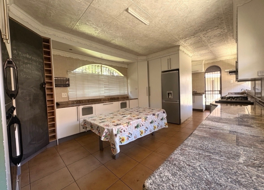 4 Bedroom Property for Sale in Flamwood North West